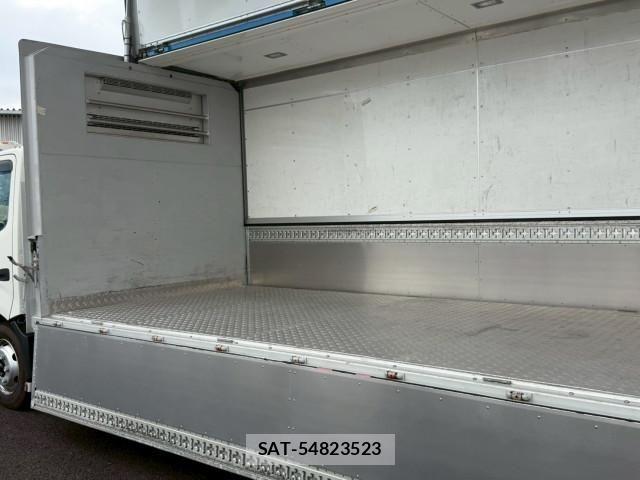 Hino DUTRO 2019-11 8229607-15