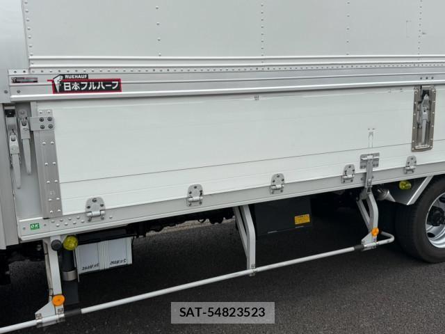 Hino DUTRO 2019-11 8229607-20