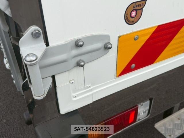 Hino DUTRO 2019-11 8229607-25