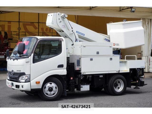 Hino DUTRO 2018-02 8229682-0