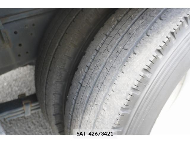 Hino DUTRO 2018-02 8229682-9