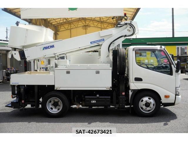 Hino DUTRO 2018-02 8229682-4