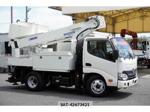 Hino DUTRO 2018-02 8229682-5