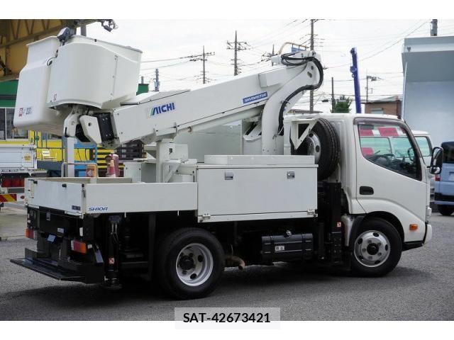 Hino DUTRO 2018-02 8229682-7
