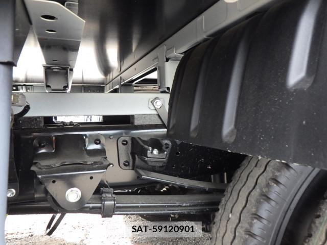 Hino DUTRO 2025-12 8229630-24