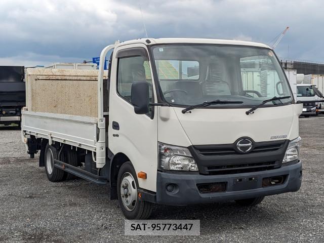 Hino DUTRO 2019-05 8229675-1