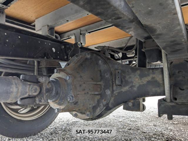 Hino DUTRO 2019-05 8229675-27