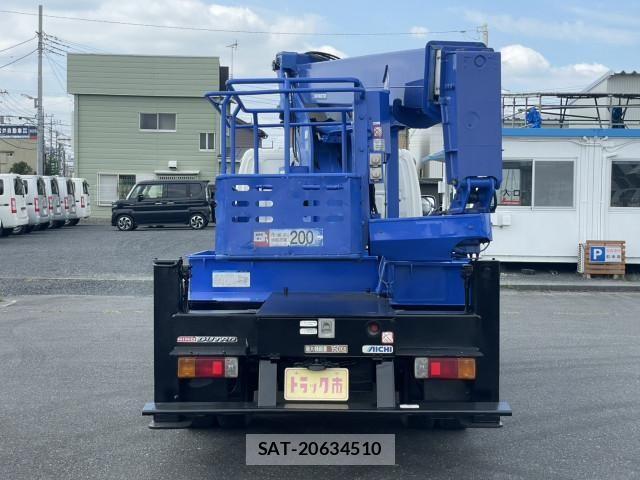 Hino DUTRO 2014-03 8229691-5