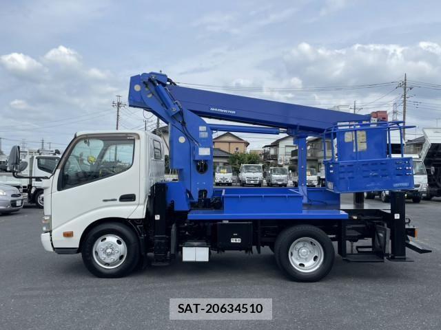 Hino DUTRO 2014-03 8229691-7