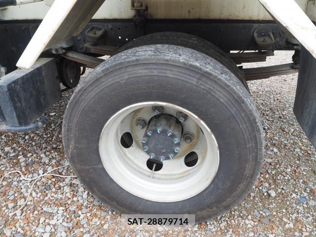 Hino DUTRO 2014-06 8229696-24
