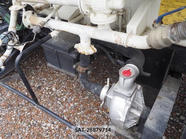 Hino DUTRO 2014-06 8229696-27