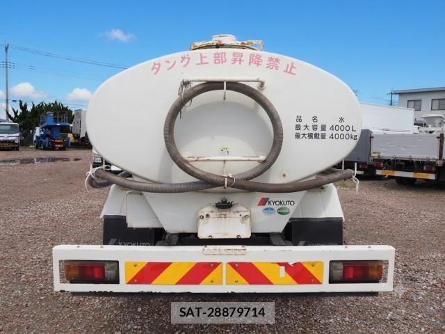 Hino DUTRO 2014-06 8229696-3