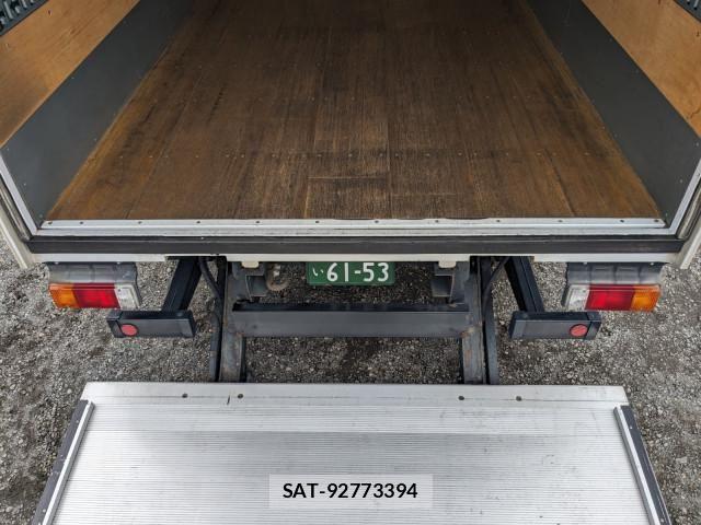 Hino DUTRO 2021-01 8229662-18