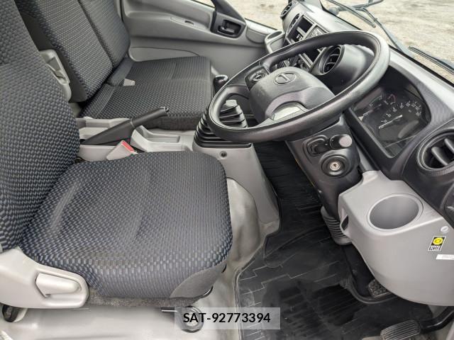 Hino DUTRO 2021-01 8229662-6
