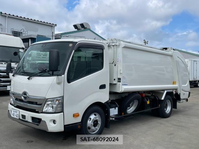Hino DUTRO 2024-08 8229590-0