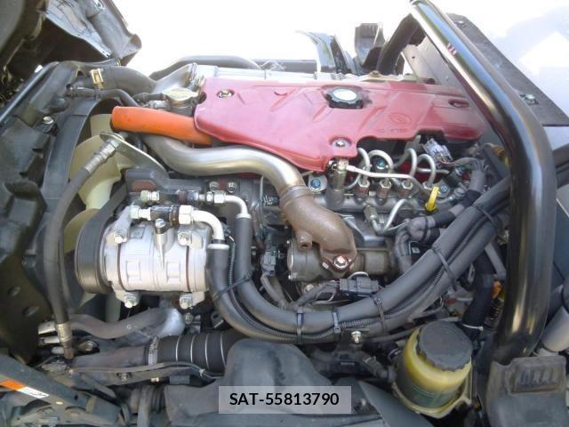 Hino DUTRO 2020-04 8229667-21
