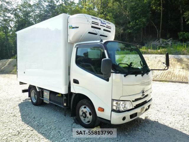 Hino DUTRO 2020-04 8229667-2