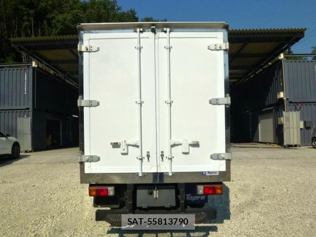 Hino DUTRO 2020-04 8229667-4