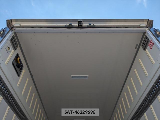Hino DUTRO 2023-04 8229600-12
