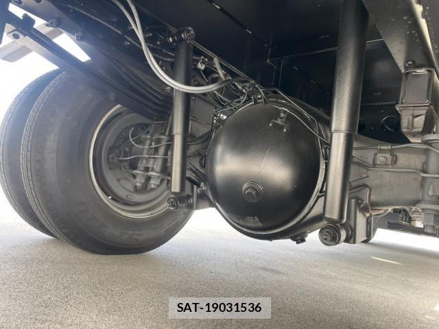 Hino DUTRO 2024-09 8229589-21