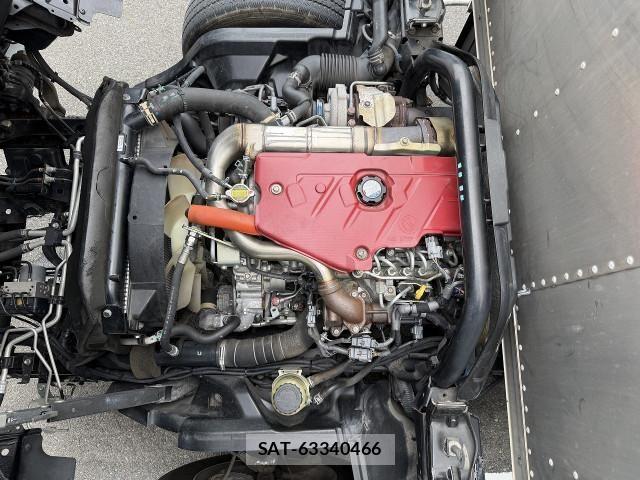 Hino DUTRO 2020-02 8229645-8