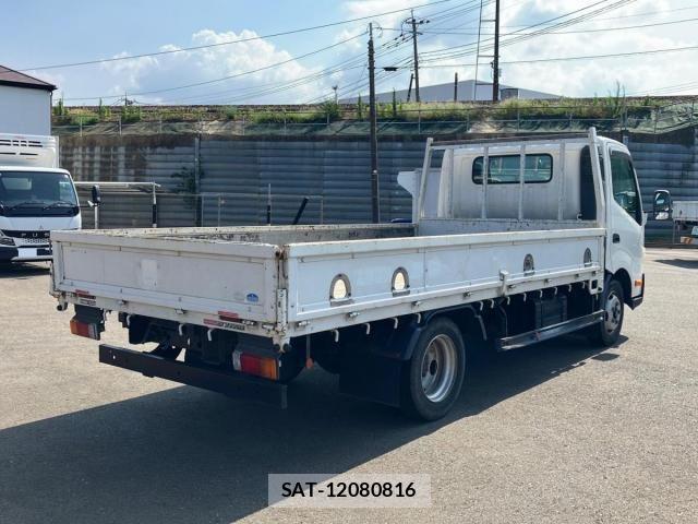 Hino DUTRO 2013-11 8229700-2