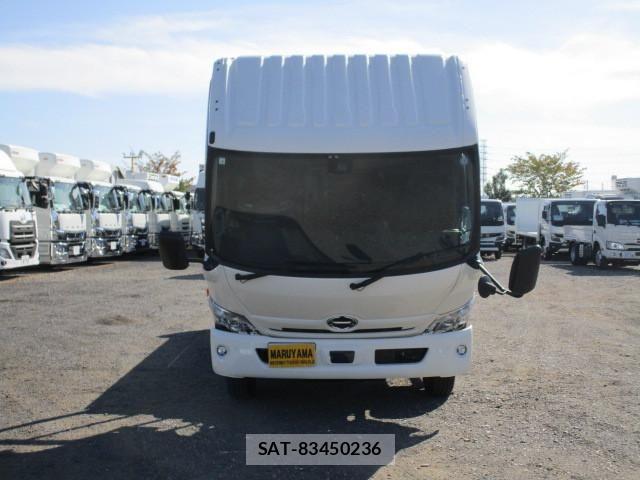 Hino DUTRO 2024-08 8229629-9