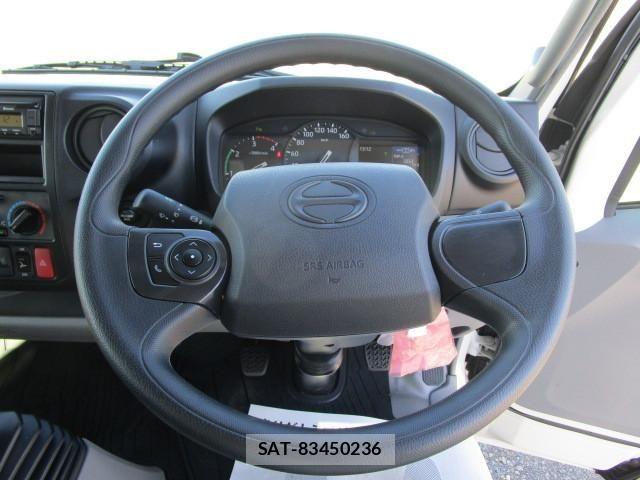 Hino DUTRO 2024-08 8229629-10
