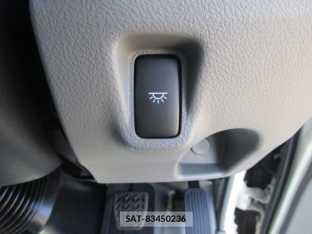 Hino DUTRO 2024-08 8229629-12