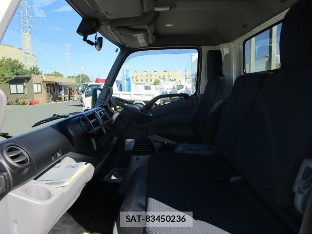 Hino DUTRO 2024-08 8229629-20