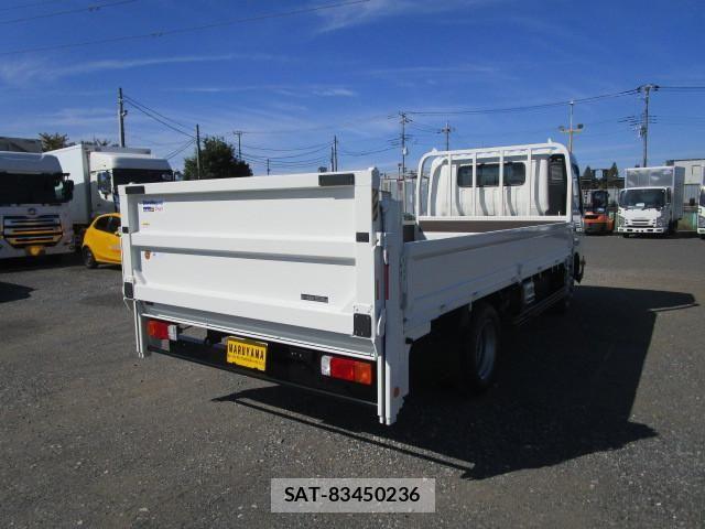 Hino DUTRO 2024-08 8229629-2