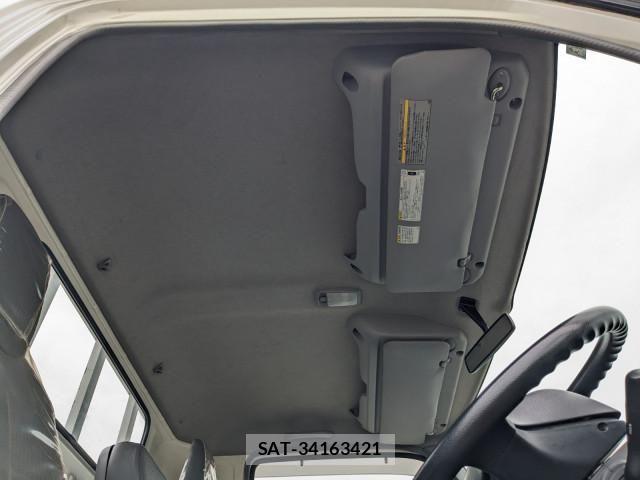 Hino DUTRO 2019-05 8229676-9