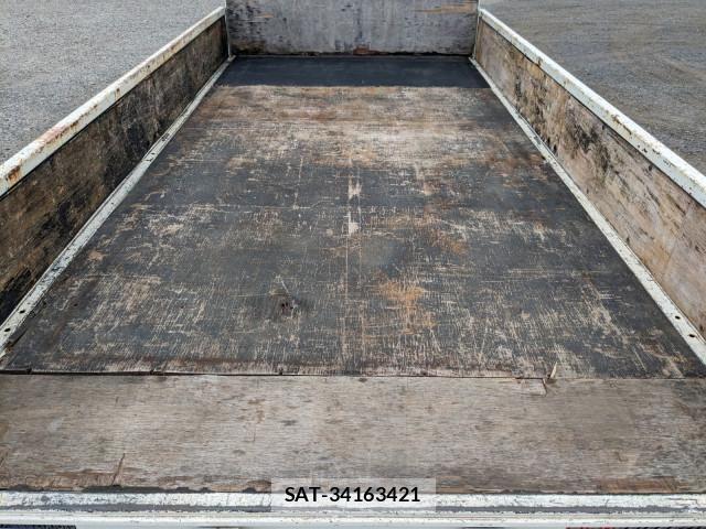 Hino DUTRO 2019-05 8229676-16