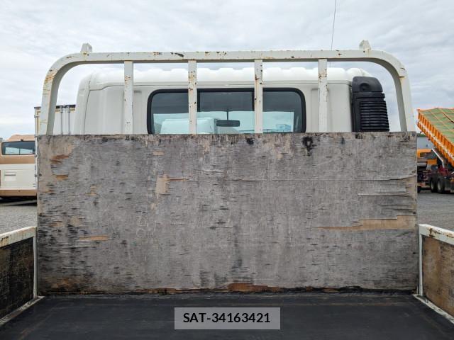 Hino DUTRO 2019-05 8229676-18