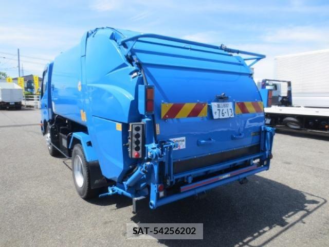 Hino DUTRO 2021-02 8229628-4