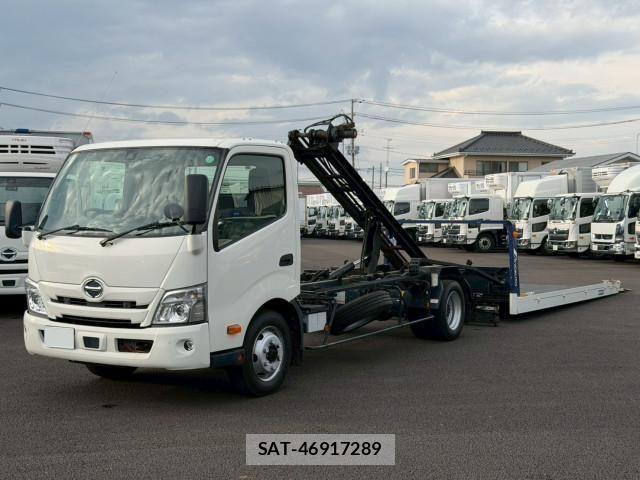 Hino DUTRO 2021-12 8229613-0