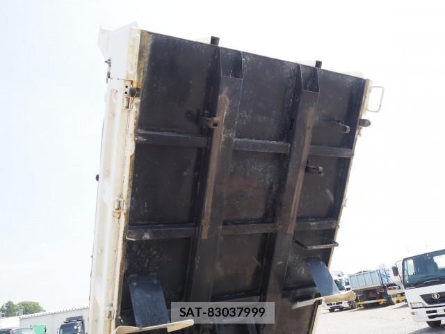 Hino DUTRO 2014-07 8229679-18