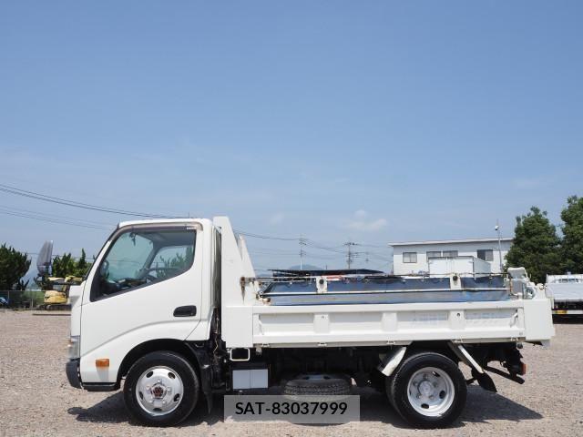 Hino DUTRO 2014-07 8229679-1