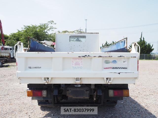 Hino DUTRO 2014-07 8229679-3