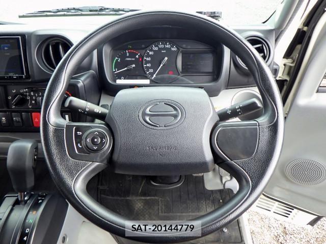 Hino DUTRO 2022-03 8229641-13