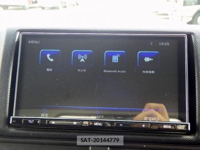 Hino DUTRO 2022-03 8229641-17