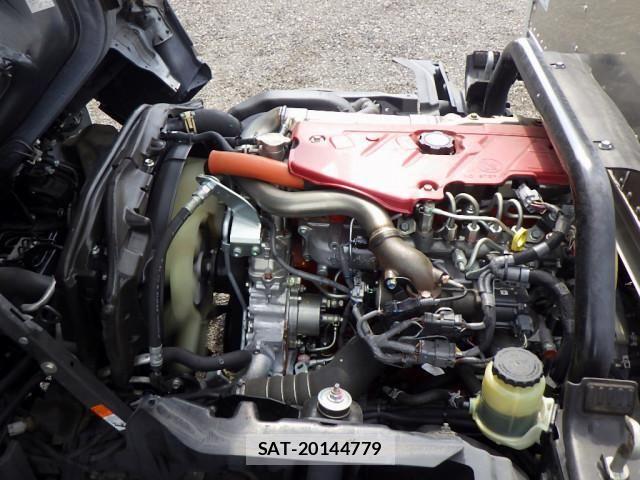 Hino DUTRO 2022-03 8229641-23