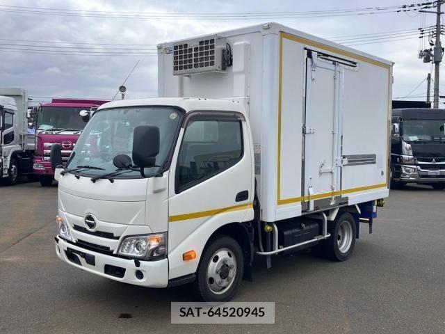 Hino DUTRO 2020-05 8229640-0