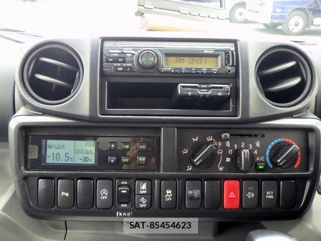 Hino DUTRO 2019-11 8229665-13