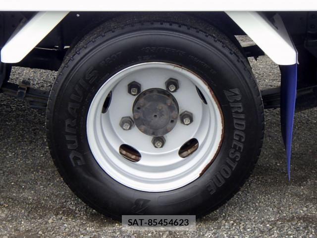 Hino DUTRO 2019-11 8229665-14