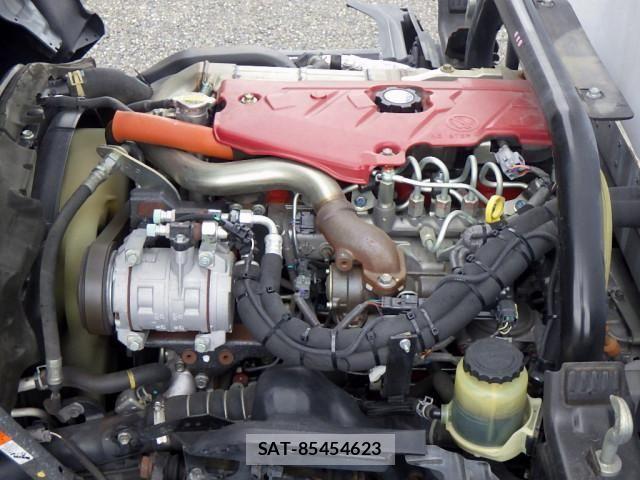 Hino DUTRO 2019-11 8229665-19