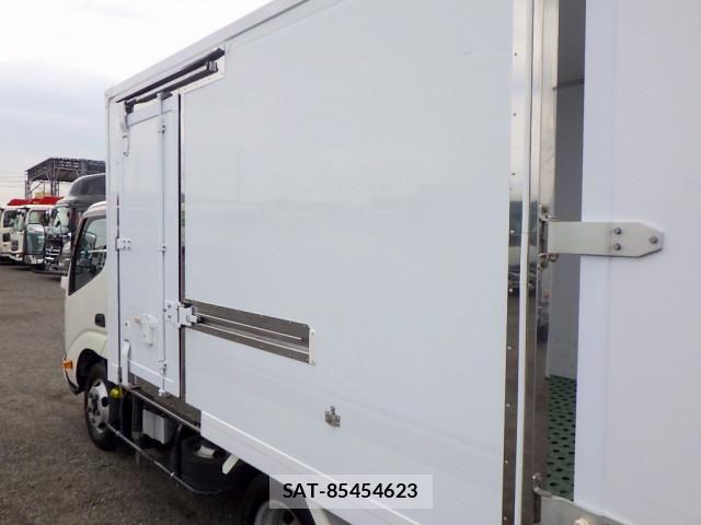 Hino DUTRO 2019-11 8229665-8