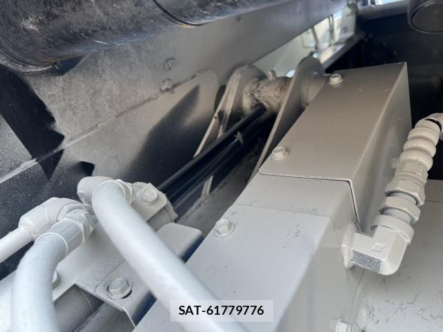 Hino DUTRO 2013-03 8229646-11