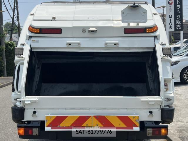 Hino DUTRO 2013-03 8229646-8