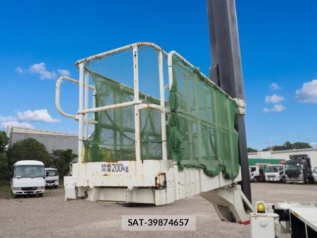 Hino DUTRO 2017-01 8229616-7